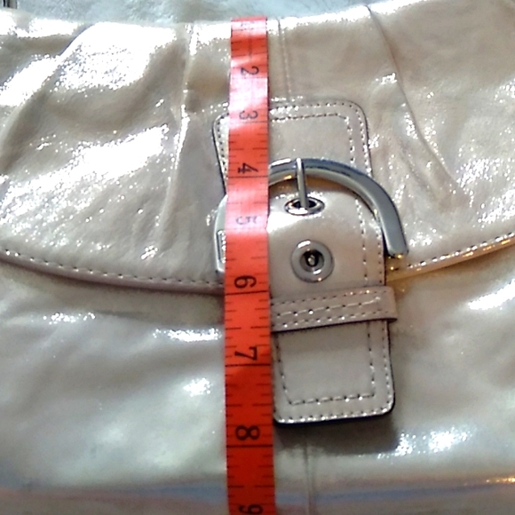 NWOT Coach bag in champagne 🍾! - Picture 7 of 8